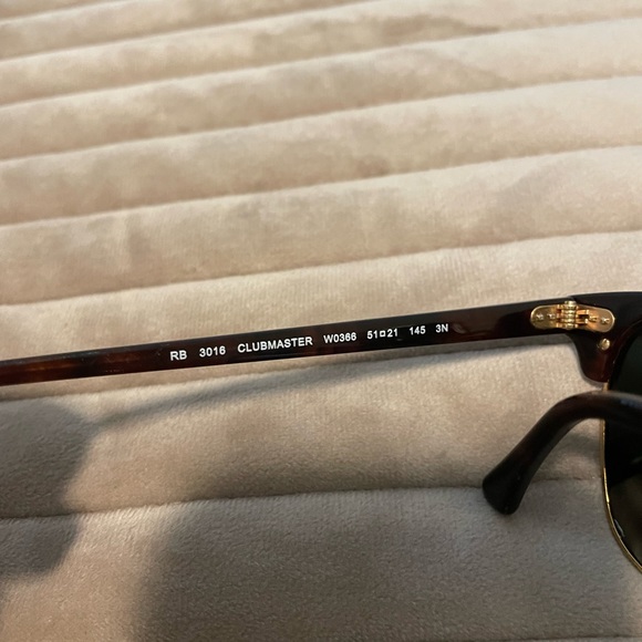 Ray bans - Picture 4 of 4